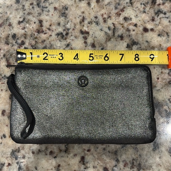 Lululemon Metallic Wristlet Wallet Clutch - Picture 15 of 16